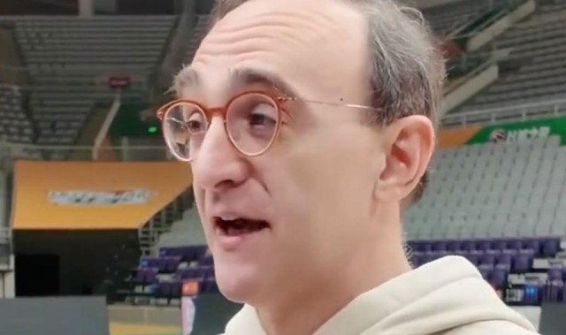 篮球赛事-乌戈：杨鸣的离开对辽宁是巨大的损失，他是这里的传奇