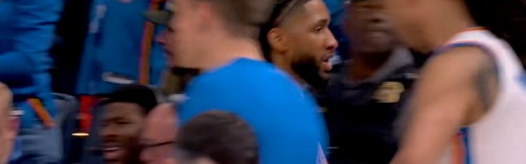 体育平台-行云流水！雷霆连续展现团队配合打出一波25-9重新领先到两位数